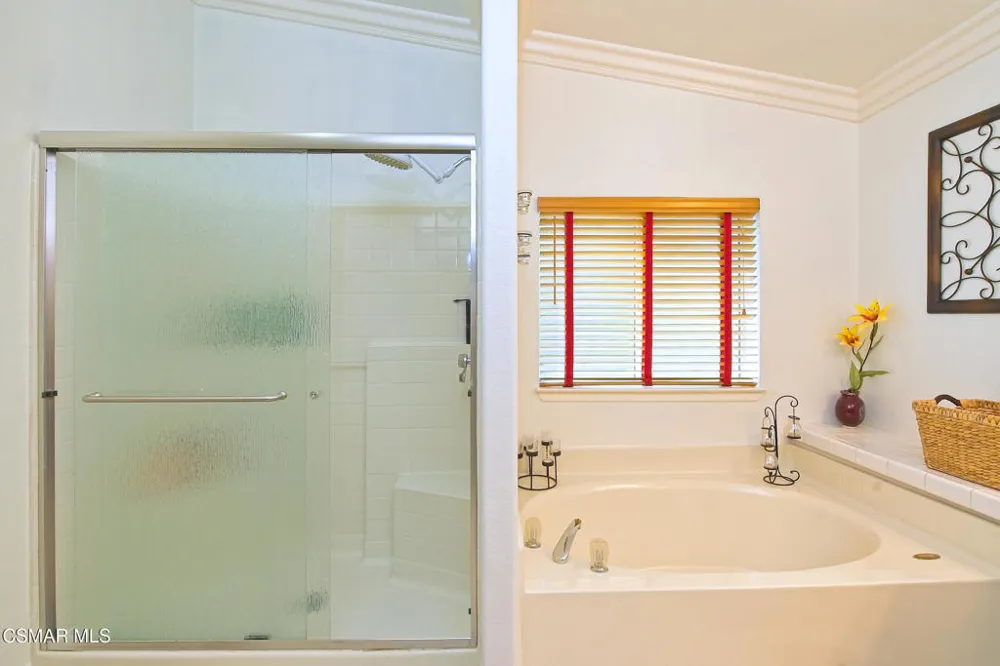 193 Little John Lane Westlake Village, CA 91361