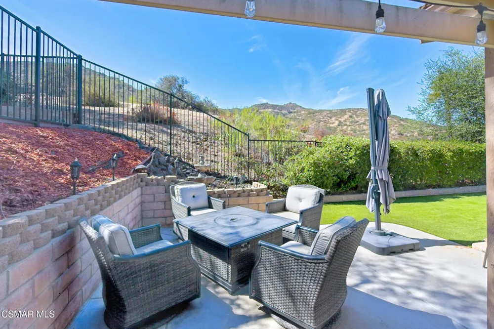 193 Little John Lane Westlake Village, CA 91361