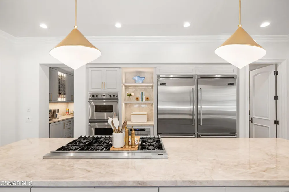 29475 Malibu View Court Agoura Hills, CA 91301