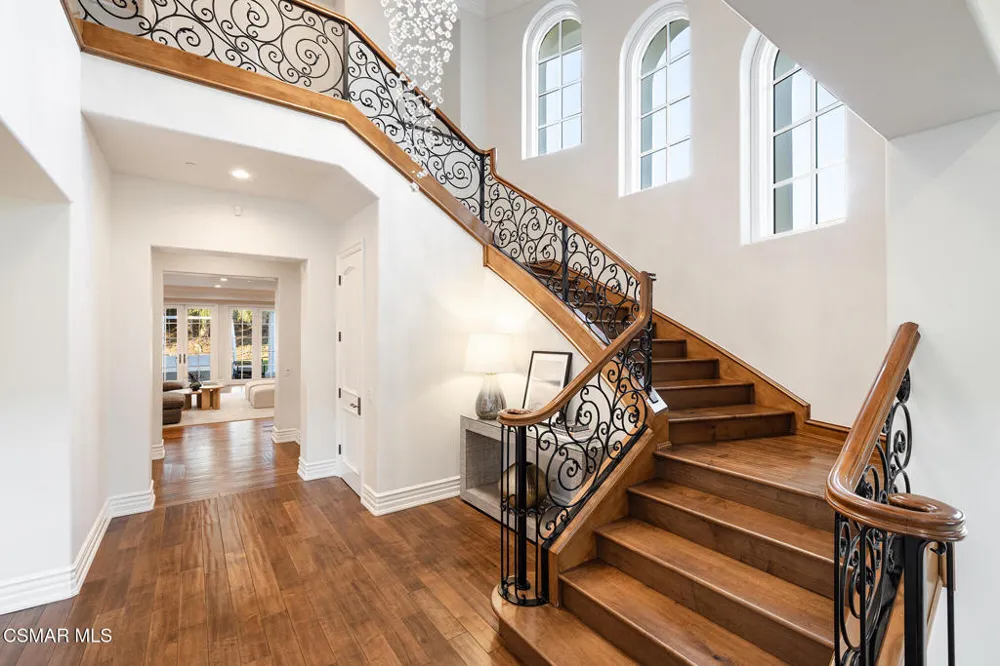 29475 Malibu View Court Agoura Hills, CA 91301