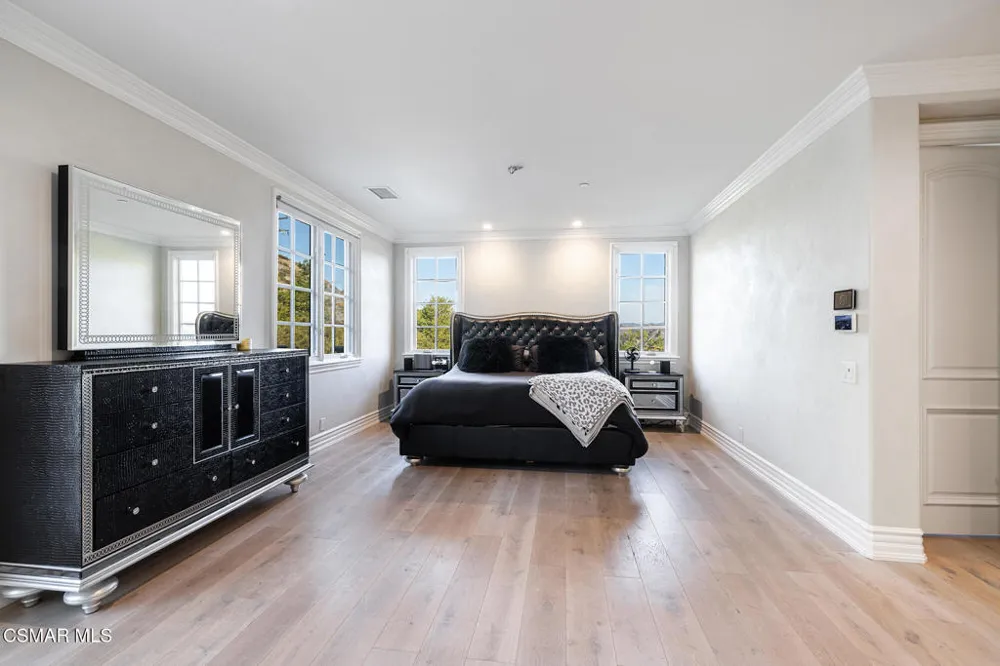 29475 Malibu View Court Agoura Hills, CA 91301