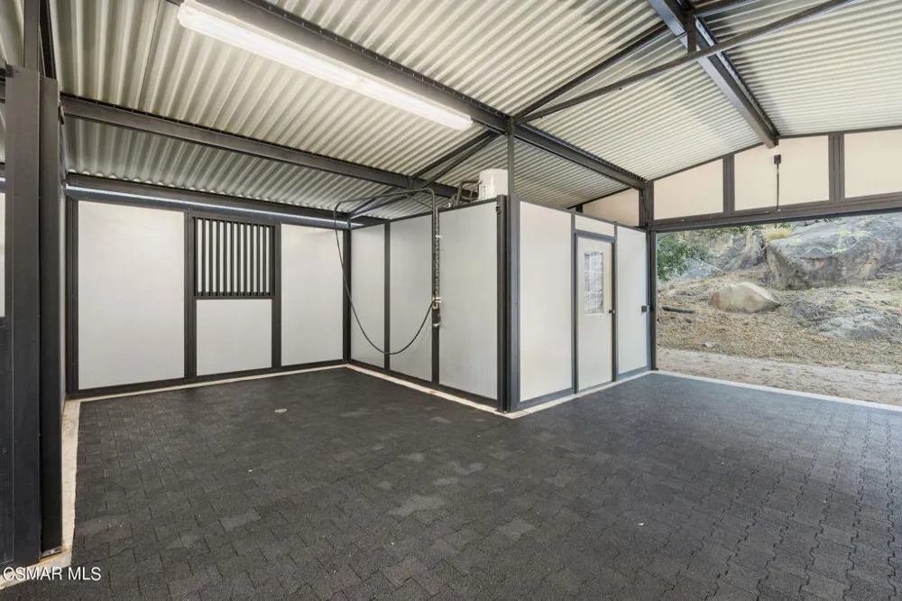 10869 Farralone Avenue Chatsworth, CA 91311