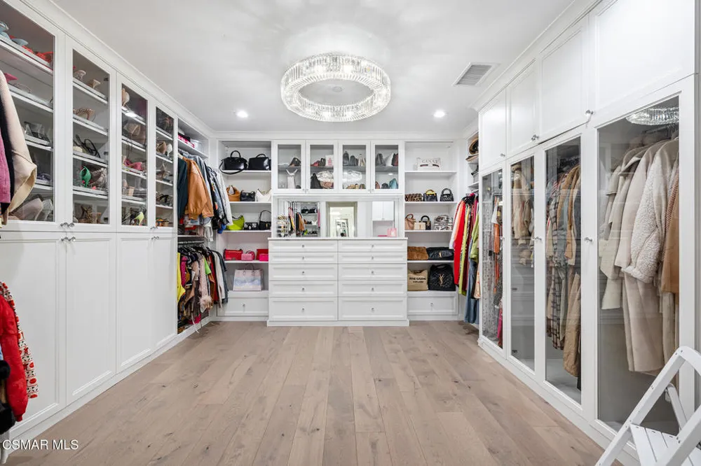 29475 Malibu View Court Agoura Hills, CA 91301