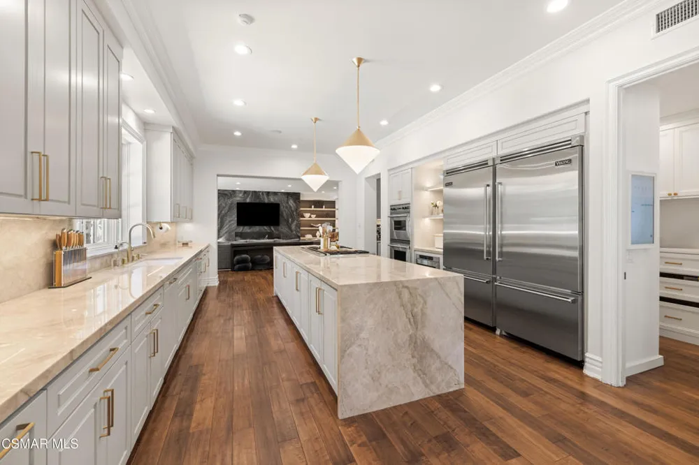 29475 Malibu View Court Agoura Hills, CA 91301