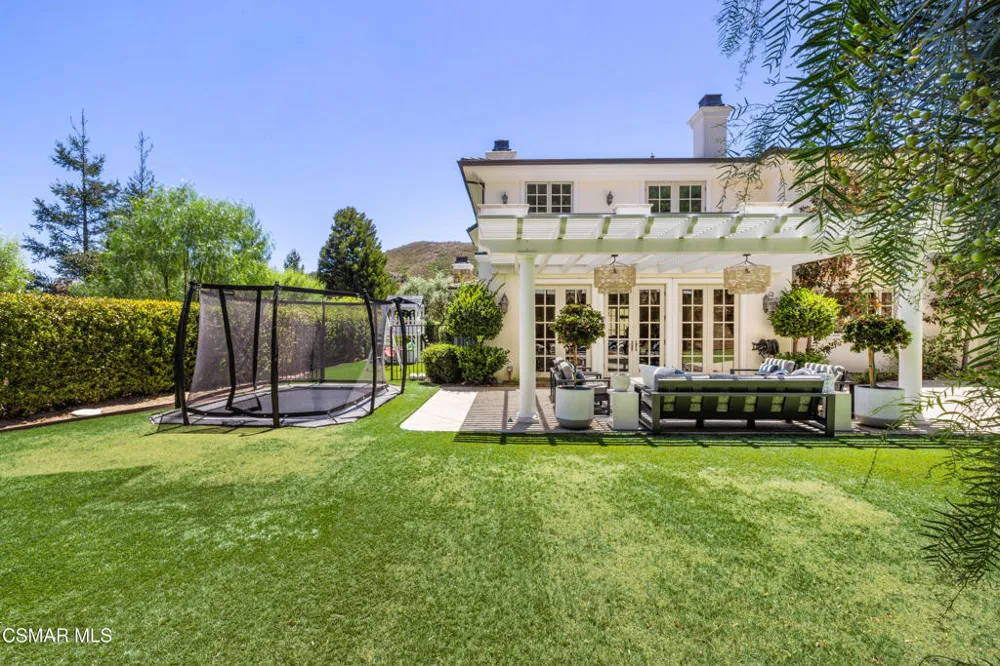 29475 Malibu View Court Agoura Hills, CA 91301