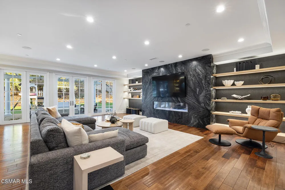 29475 Malibu View Court Agoura Hills, CA 91301