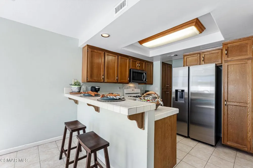 1806 Rory Lane #6 Simi Valley, CA 93063