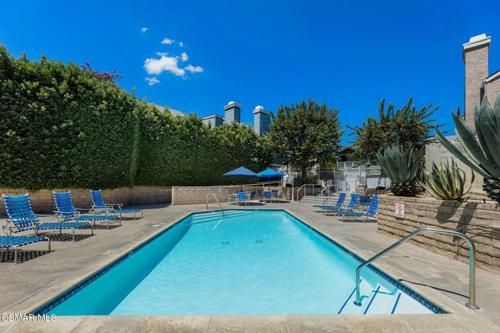 1806 Rory Lane #6 Simi Valley, CA 93063