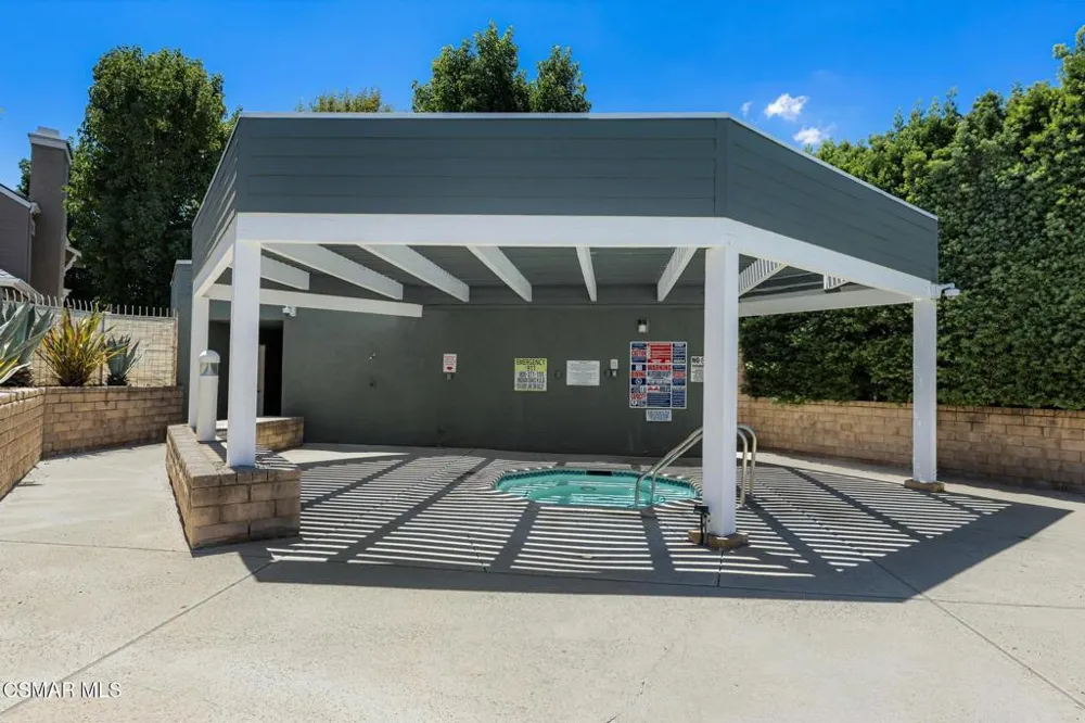 1806 Rory Lane #6 Simi Valley, CA 93063