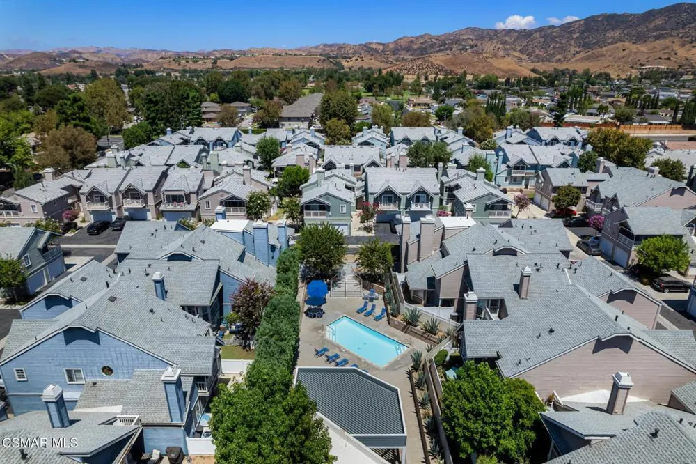 1806 Rory Lane #6 Simi Valley, CA 93063