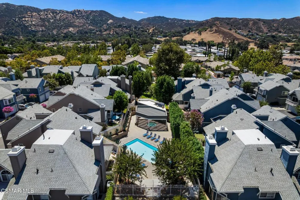 1806 Rory Lane #6 Simi Valley, CA 93063