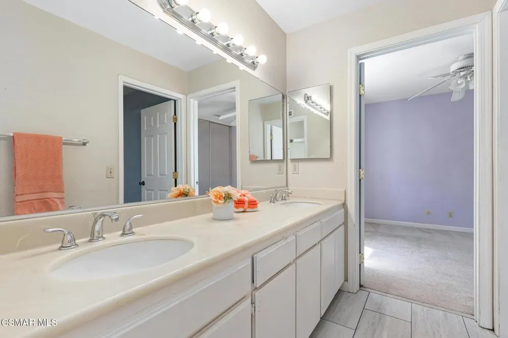 1806 Rory Lane #6 Simi Valley, CA 93063