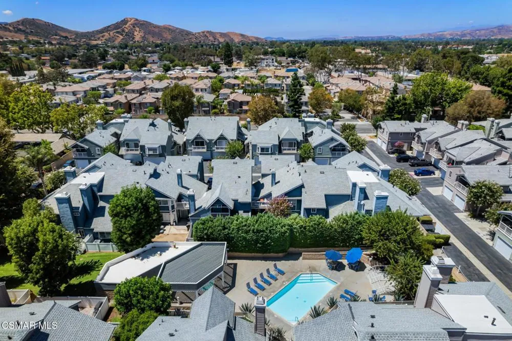 1806 Rory Lane #6 Simi Valley, CA 93063