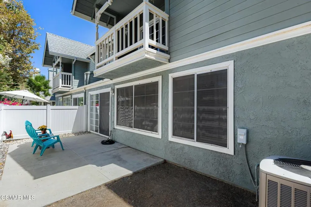1806 Rory Lane #6 Simi Valley, CA 93063