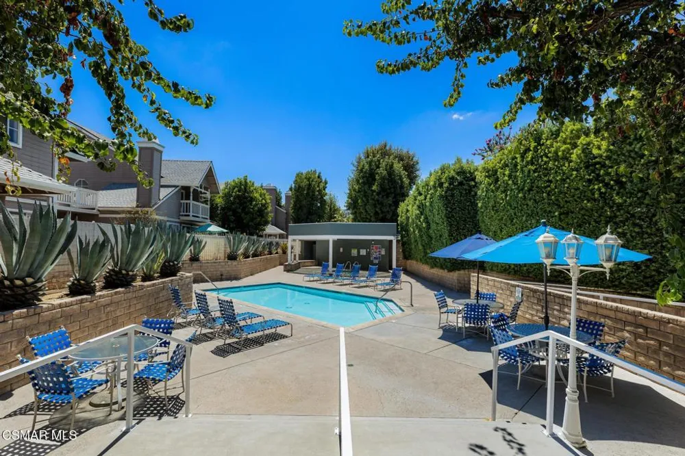1806 Rory Lane #6 Simi Valley, CA 93063