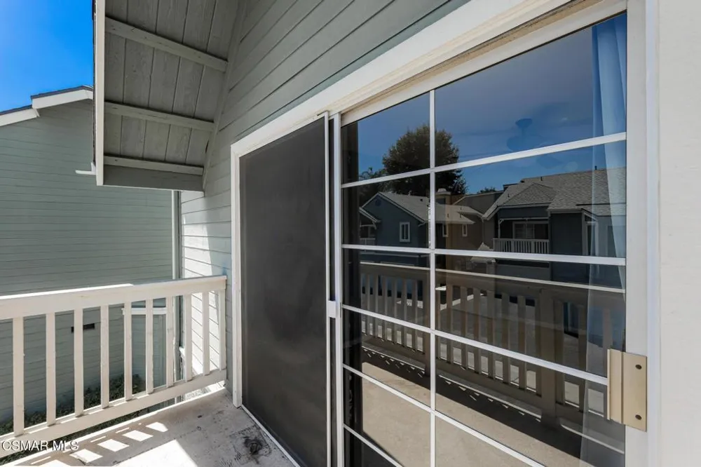 1806 Rory Lane #6 Simi Valley, CA 93063