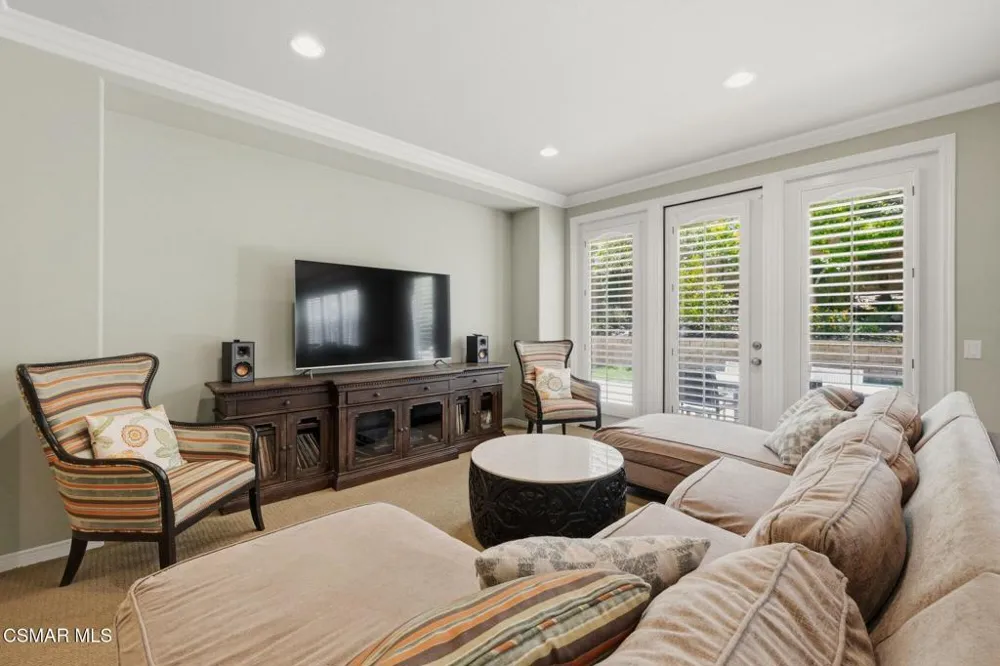 4391 Via Entrada Newbury Park, CA 91320