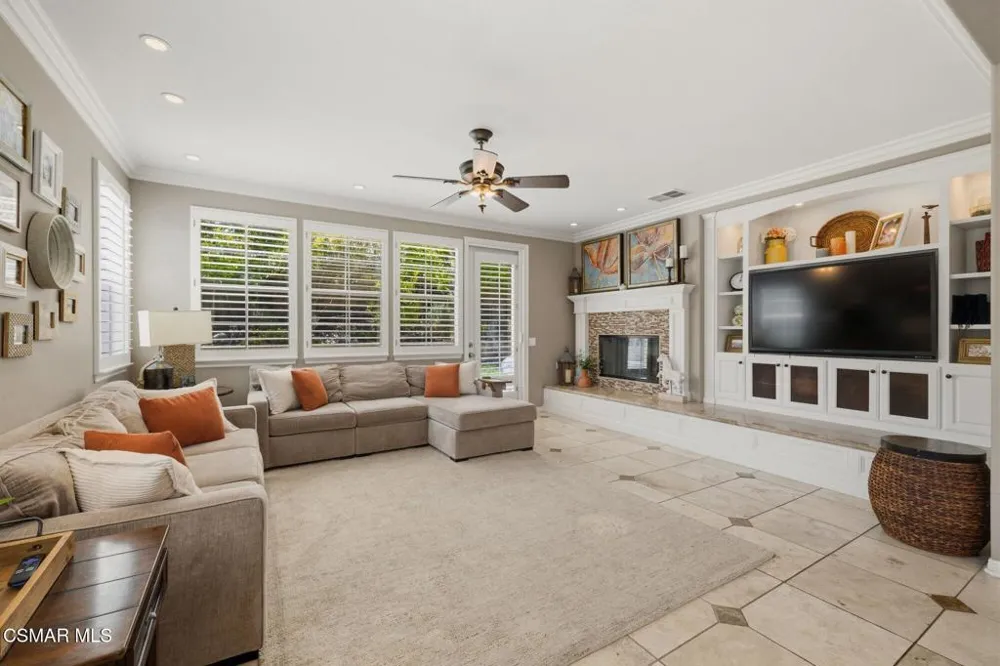 4391 Via Entrada Newbury Park, CA 91320