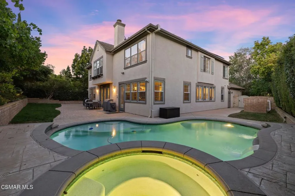 4391 Via Entrada Newbury Park, CA 91320