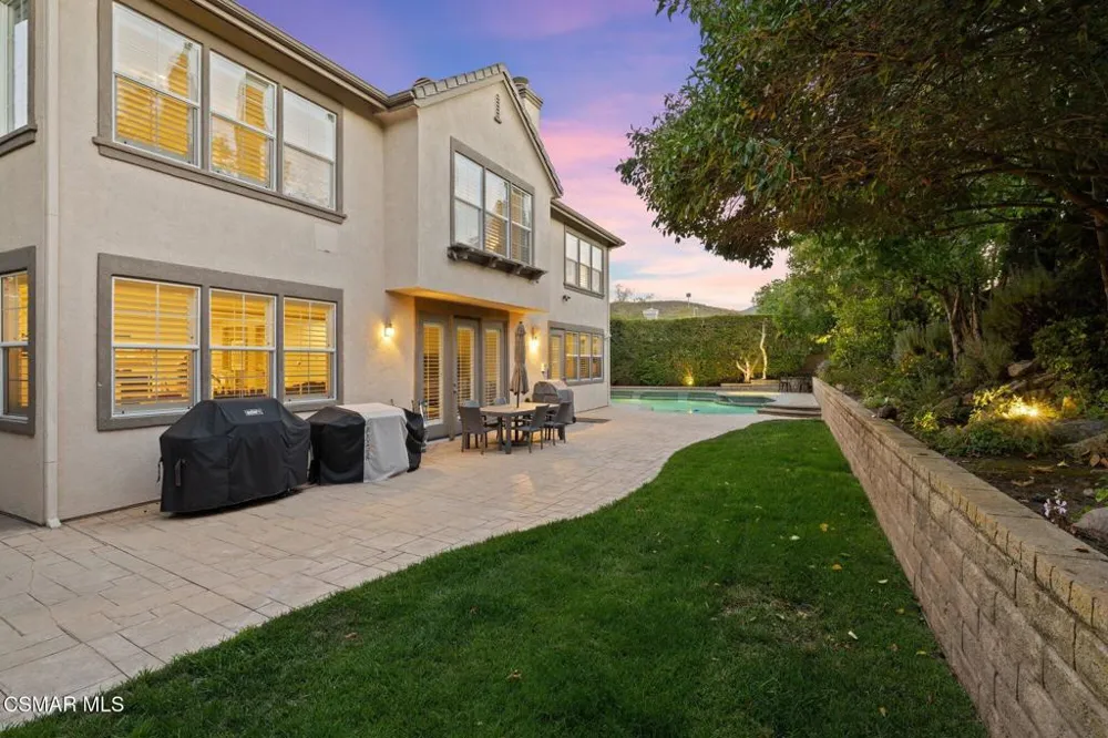 4391 Via Entrada Newbury Park, CA 91320