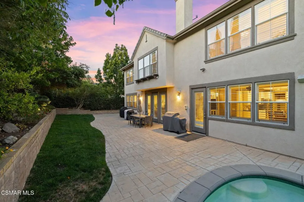 4391 Via Entrada Newbury Park, CA 91320