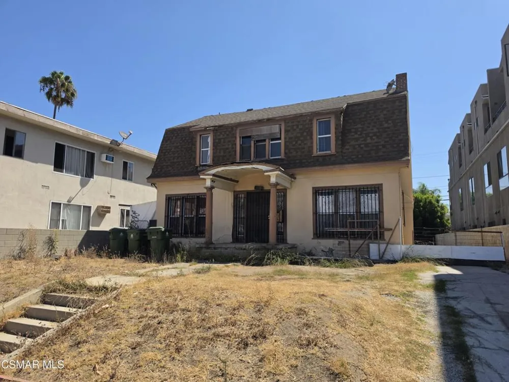 650 Normandie Avenue Los Angeles, CA 90004