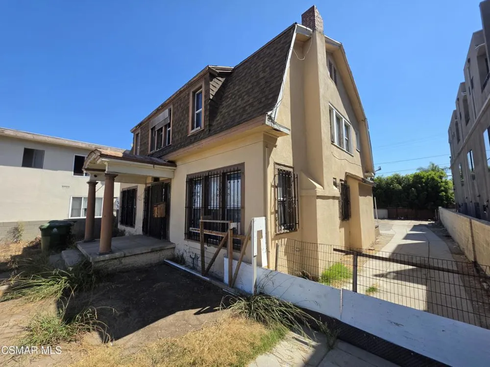 650 Normandie Avenue Los Angeles, CA 90004