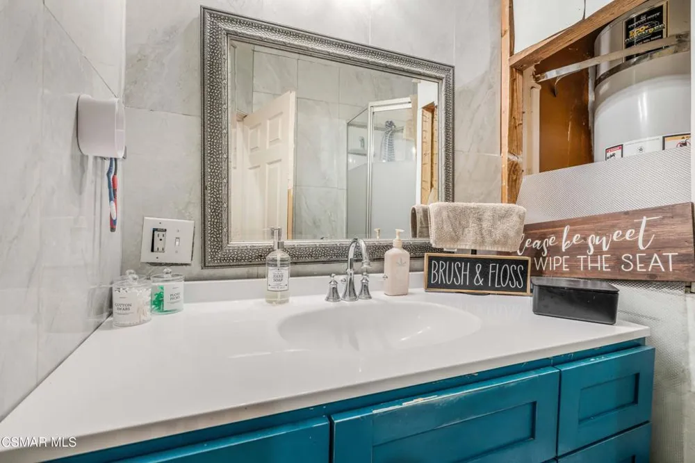 652 Stonebrook Street Simi Valley, CA 93065