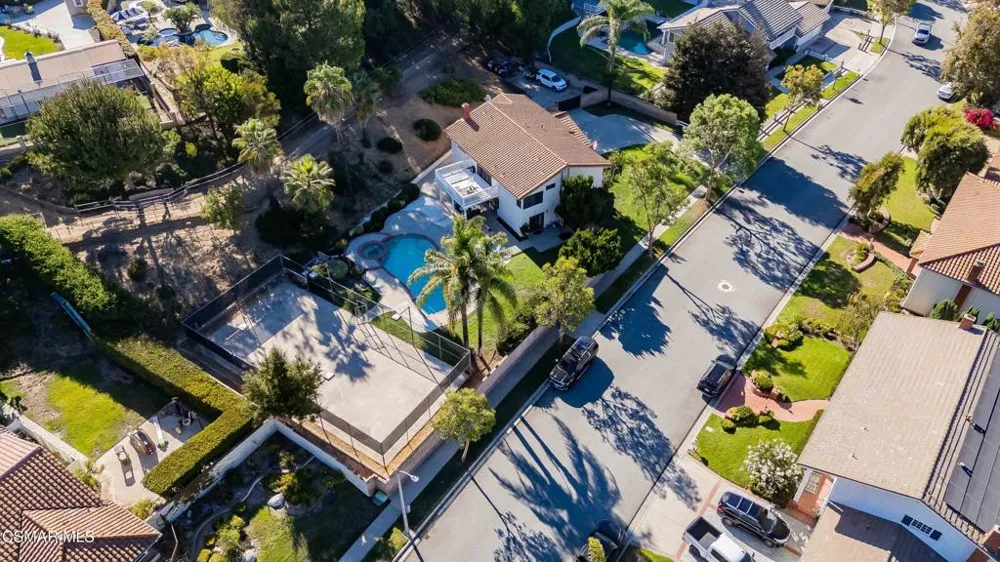 652 Stonebrook Street Simi Valley, CA 93065