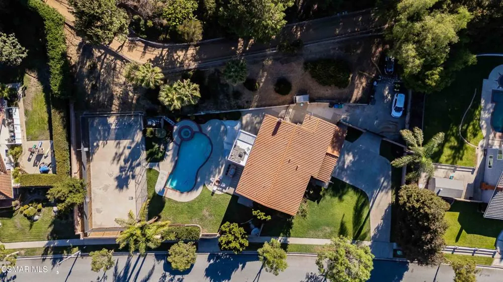 652 Stonebrook Street Simi Valley, CA 93065