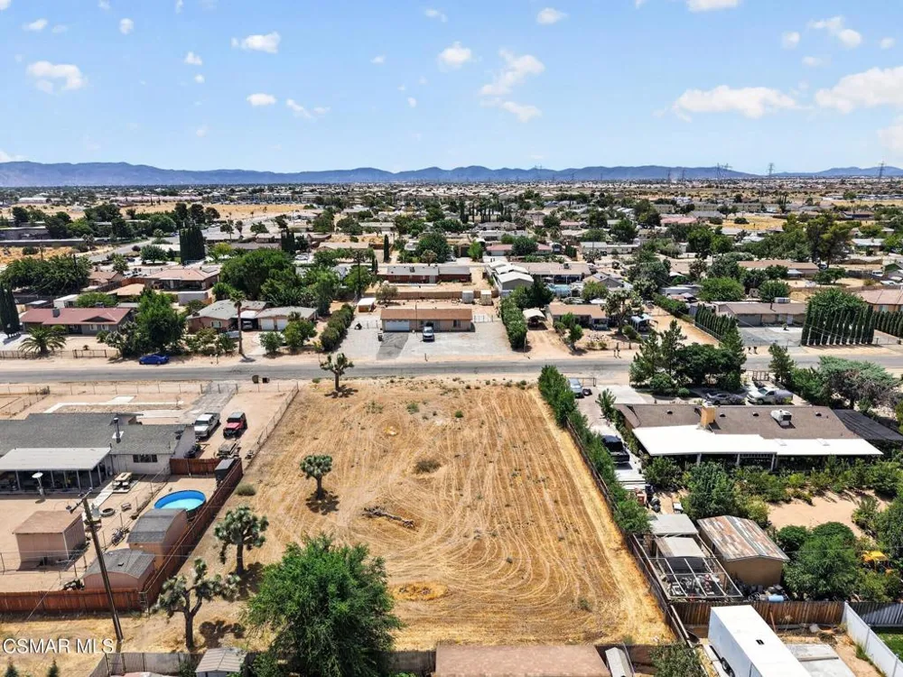 Pine Street Hesperia, CA 92345