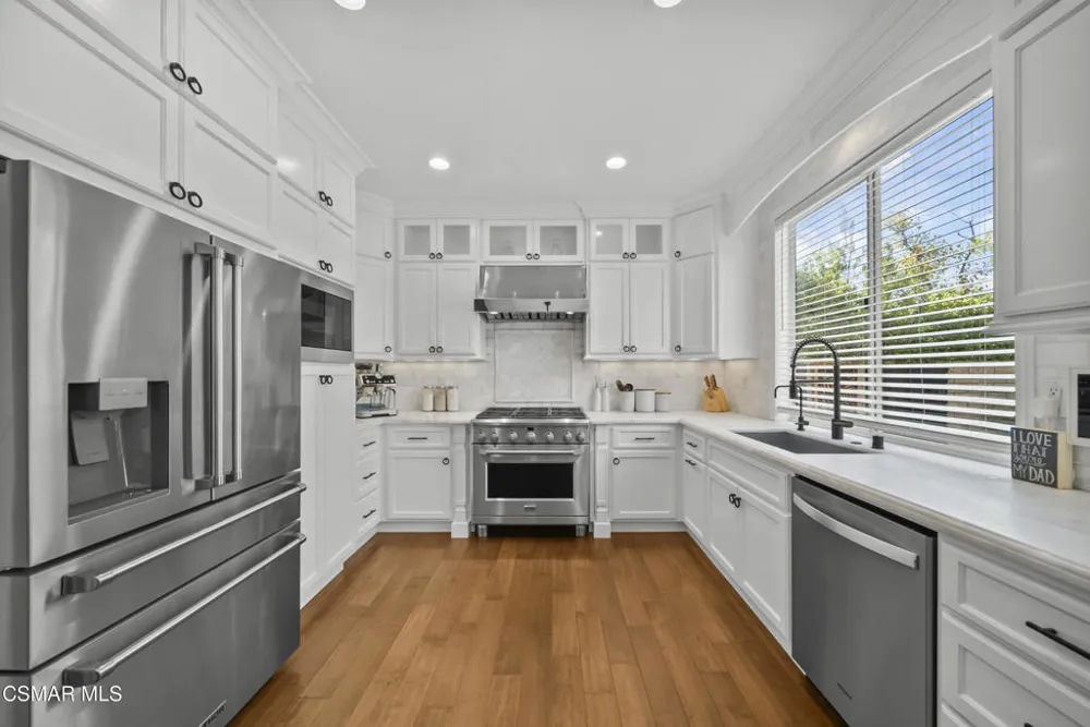 2591 Renata Court Thousand Oaks, CA 91362