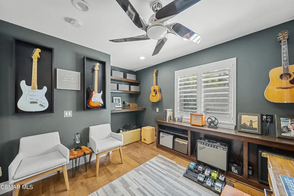 2591 Renata Court Thousand Oaks, CA 91362