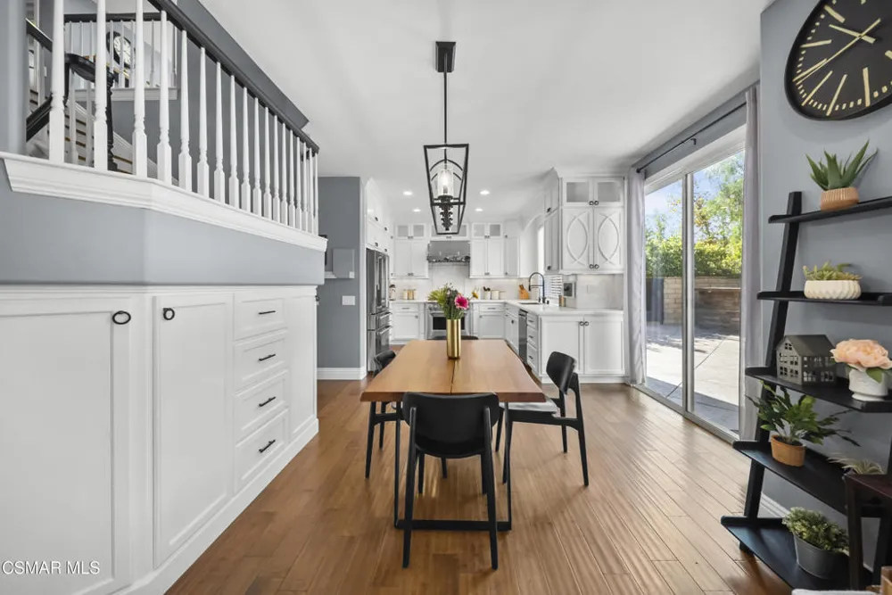 2591 Renata Court Thousand Oaks, CA 91362