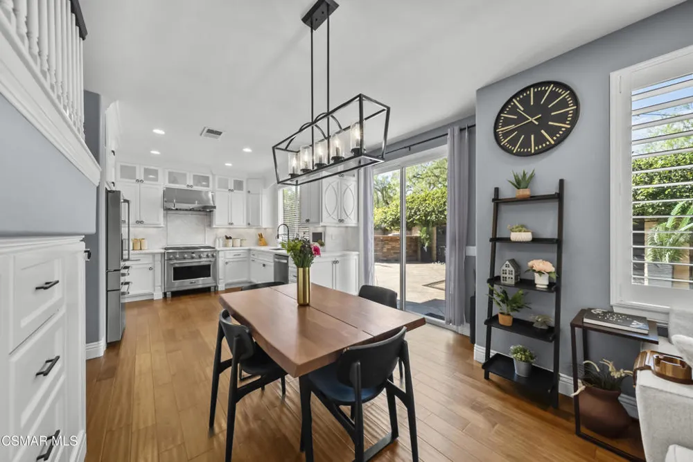 2591 Renata Court Thousand Oaks, CA 91362