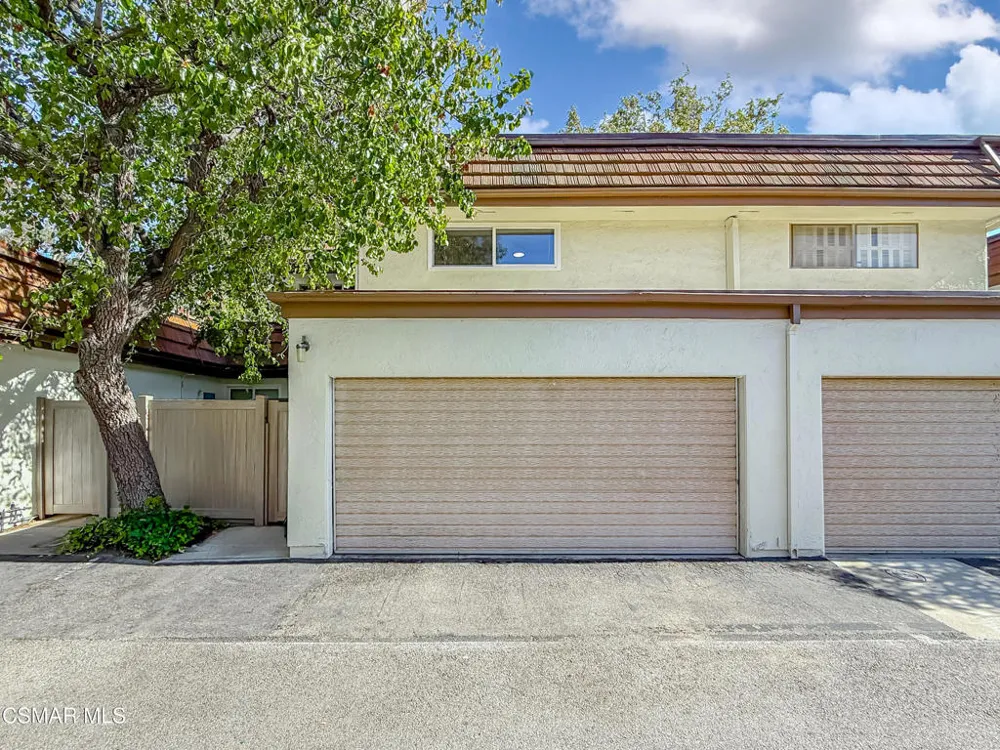 10435 Larwin Avenue Chatsworth, CA 91311