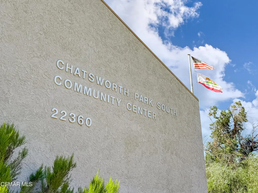 10435 Larwin Avenue Chatsworth, CA 91311
