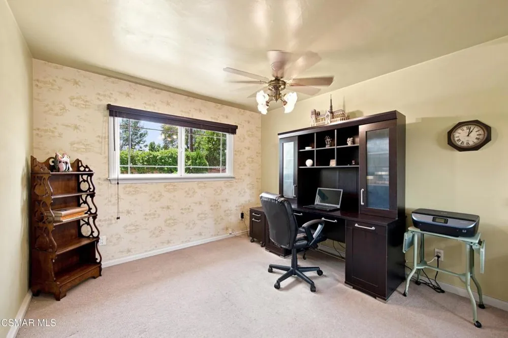 20256 Londelius Street Winnetka, CA 91306