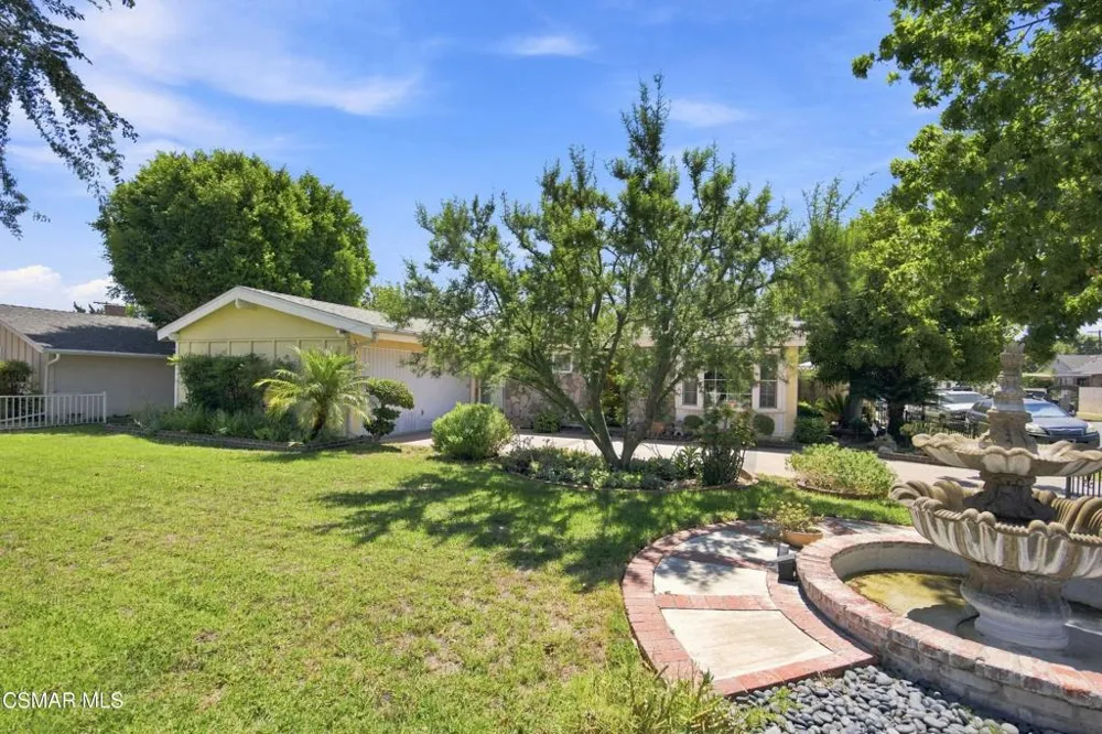 20256 Londelius Street Winnetka, CA 91306