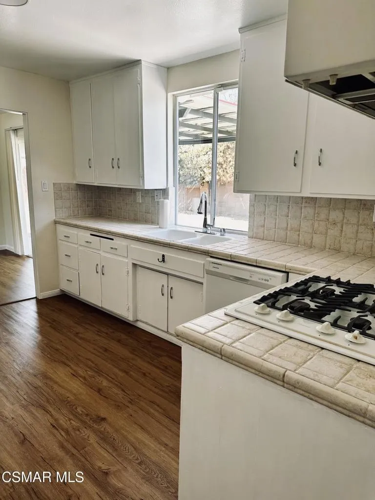 4191 Eve Road Simi Valley, CA 93063