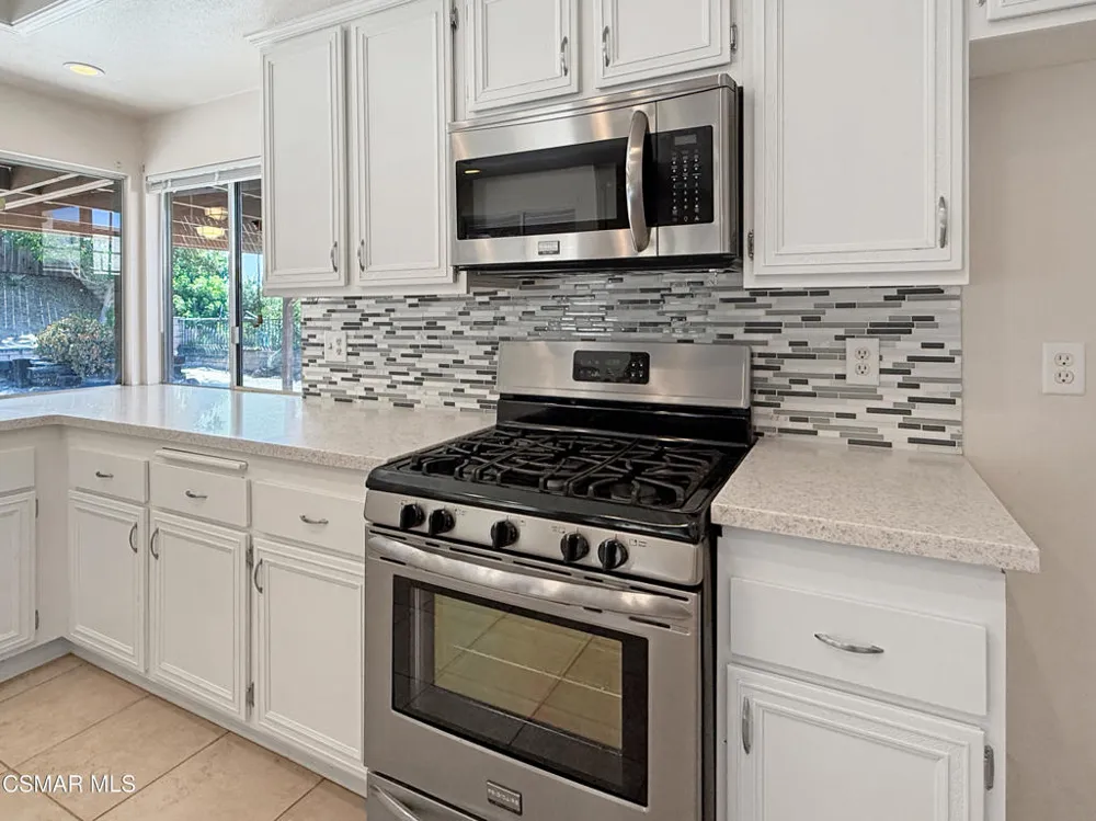 2167 Stoneman Street Simi Valley, CA 93065