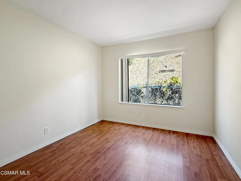 2167 Stoneman Street Simi Valley, CA 93065