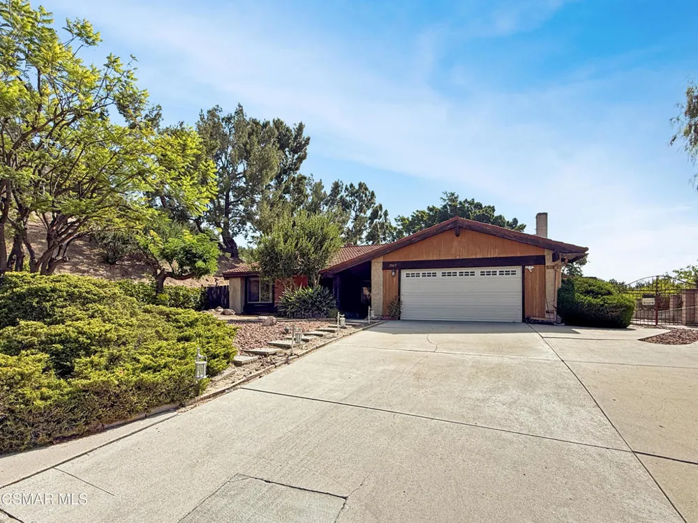2167 Stoneman Street Simi Valley, CA 93065