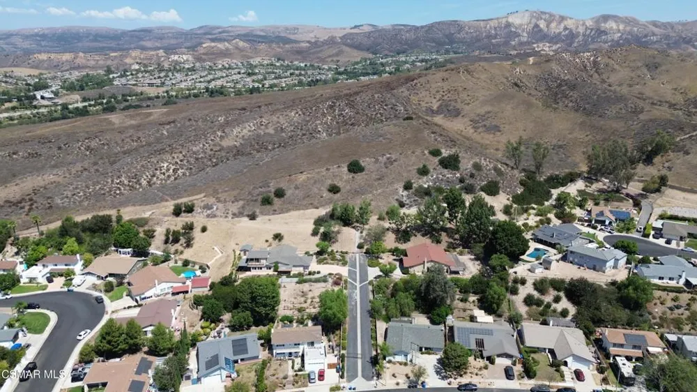 2167 Stoneman Street Simi Valley, CA 93065