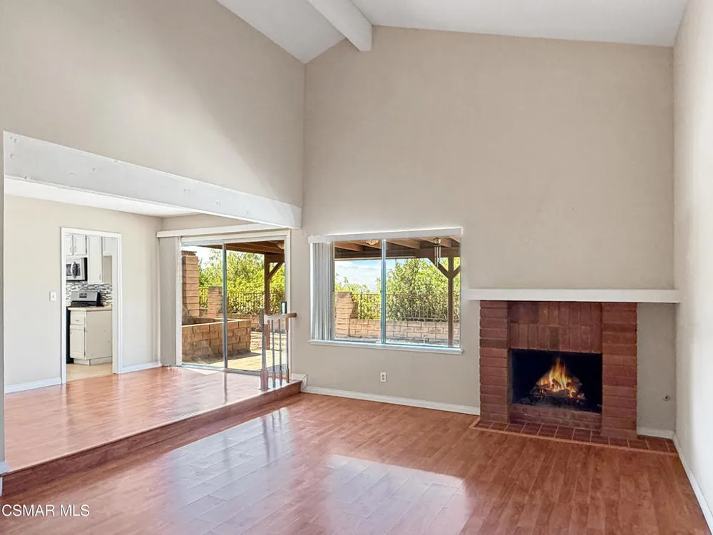 2167 Stoneman Street Simi Valley, CA 93065
