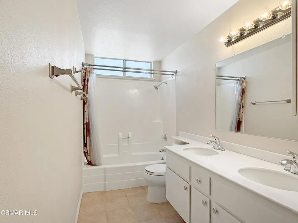 2167 Stoneman Street Simi Valley, CA 93065