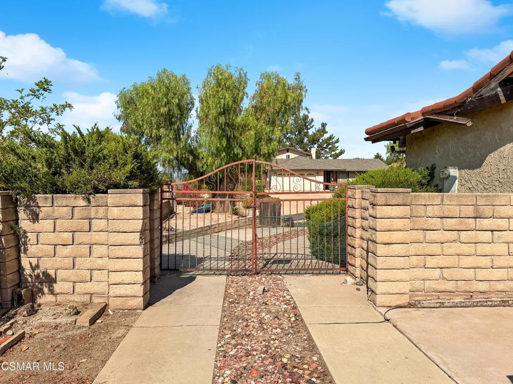 2167 Stoneman Street Simi Valley, CA 93065