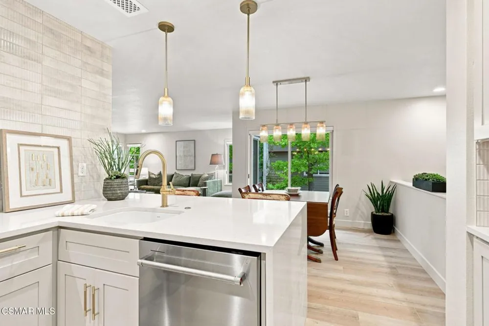 578 Via Colinas Westlake Village, CA 91362