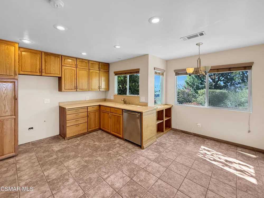 2161 Stoneman Street Simi Valley, CA 93065
