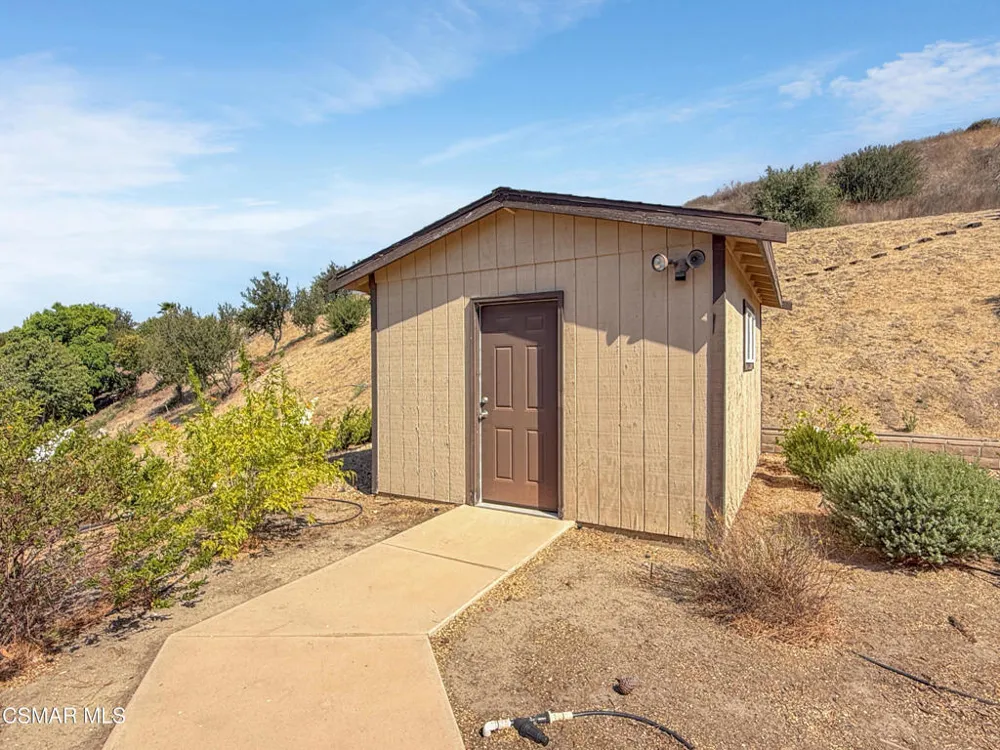 2161 Stoneman Street Simi Valley, CA 93065